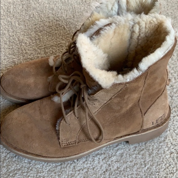 Ugg boots - Picture 4 of 5